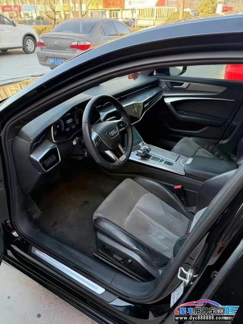 20年奥迪A6L轿车抵押车出售