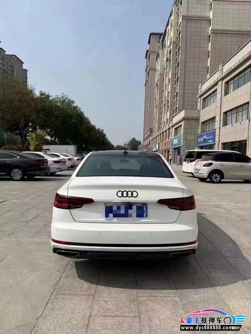 19年奥迪A4L轿车抵押车出售