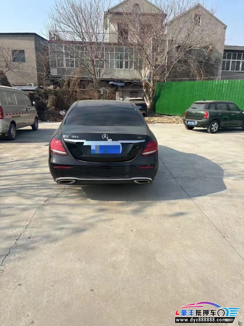 18年奔驰E轿车抵押车出售