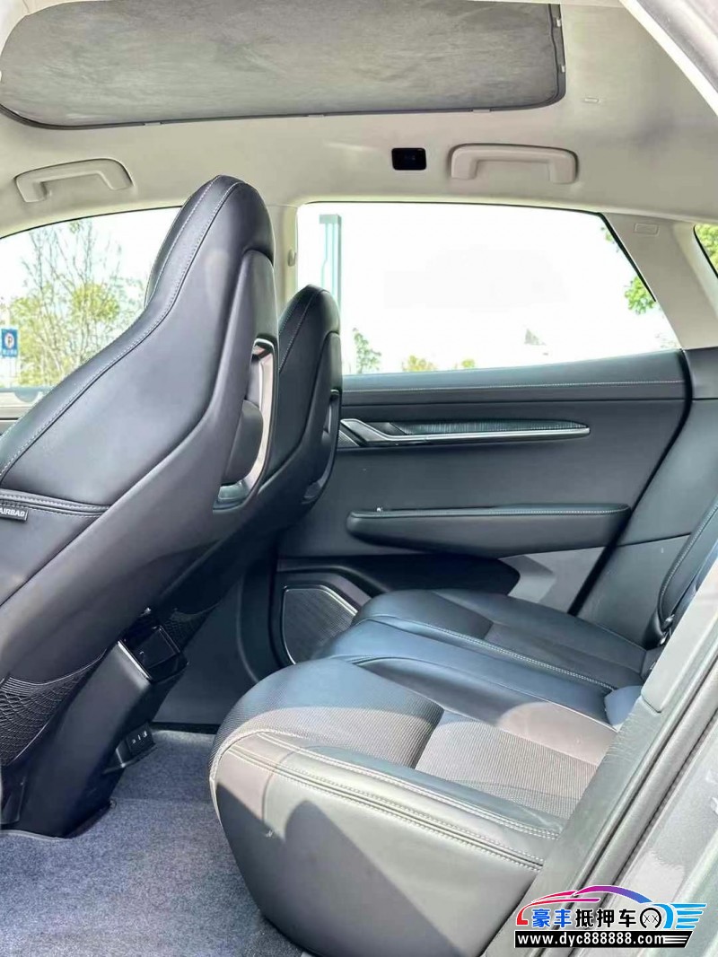 22年极氪001轿车抵押车出售