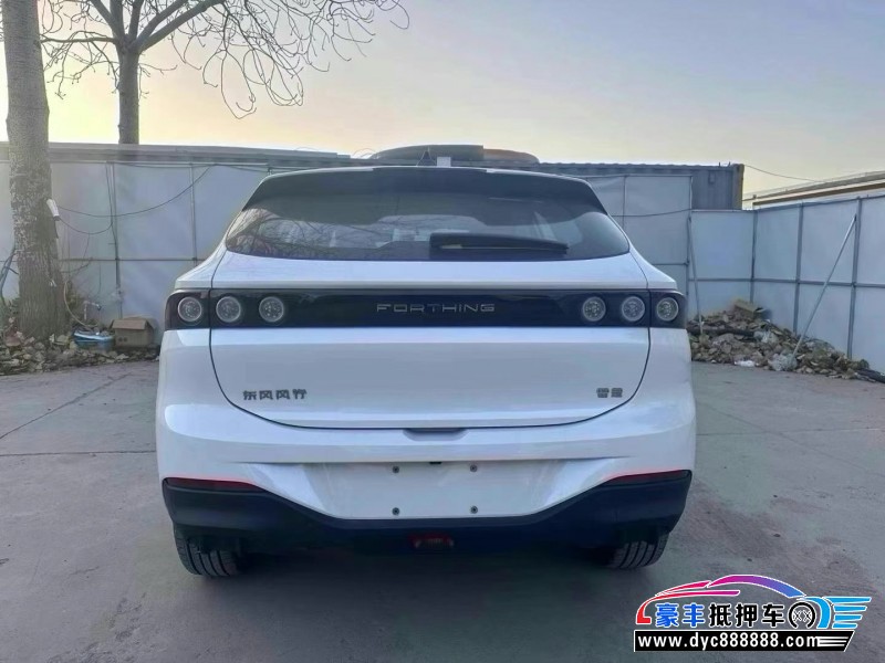 24年东风雷霆轿车抵押车出售