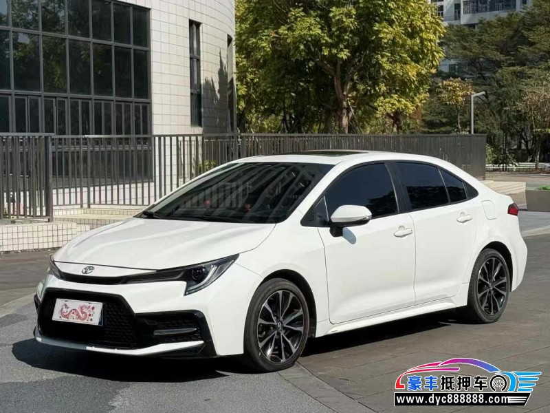 22年丰田雷凌轿车抵押车出售