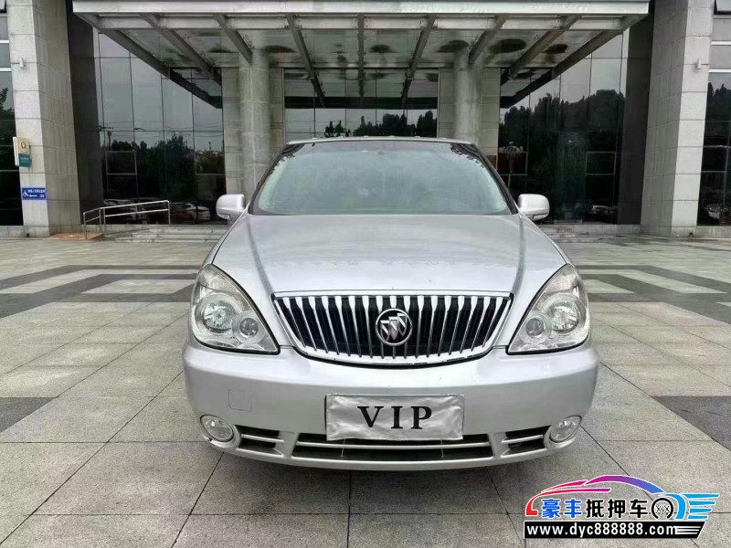 15年别克GL8轿车抵押车出售