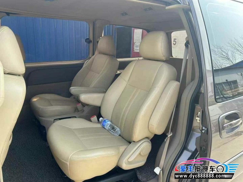 16年别克GL8轿车抵押车出售