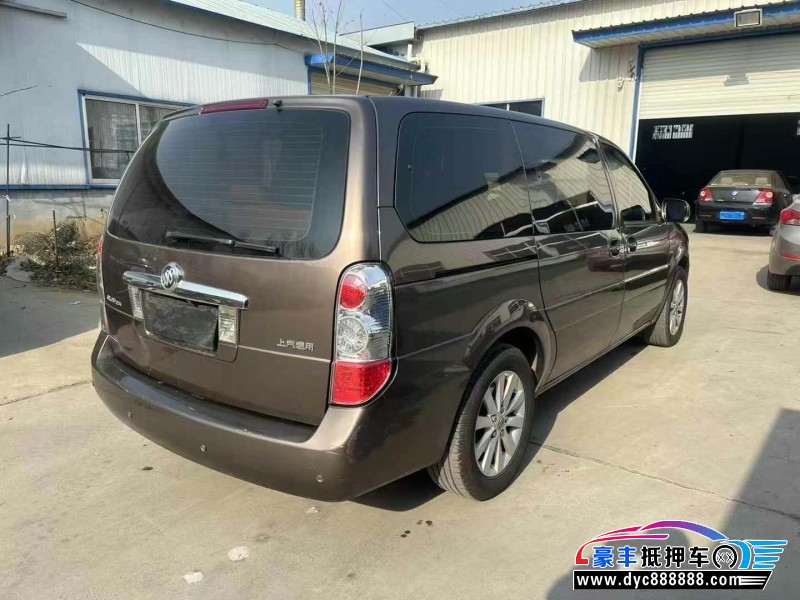 16年别克GL8轿车抵押车出售