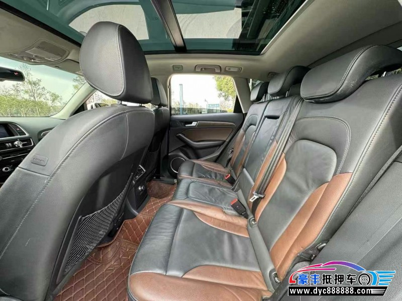 17年奥迪Q5轿车抵押车出售