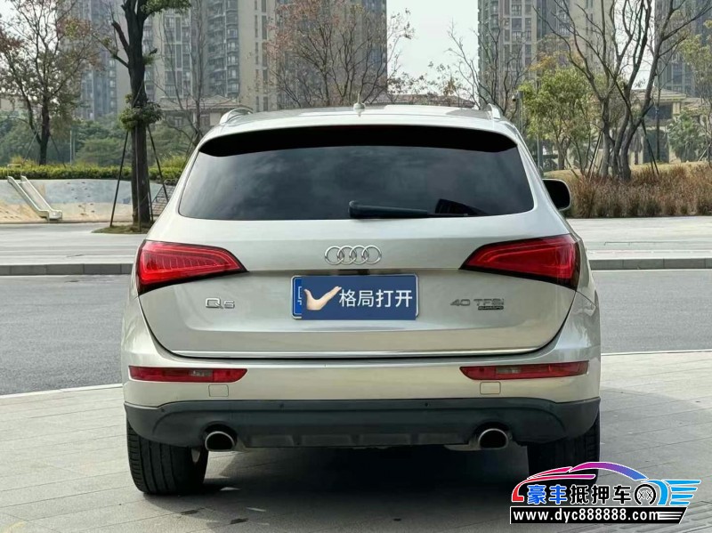 17年奥迪Q5轿车抵押车出售