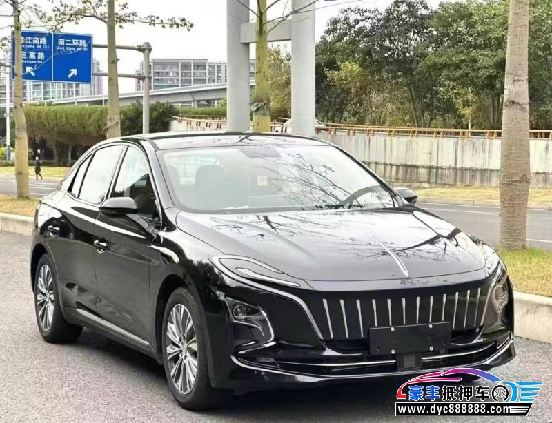 24年红旗EQM5轿车抵押车出售