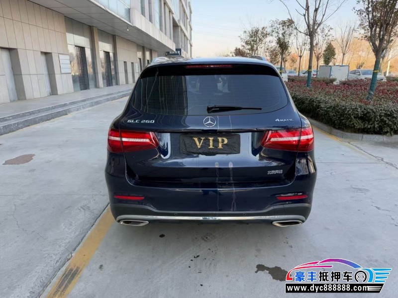 17年奔驰GLC轿车抵押车出售