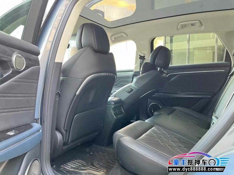 21年岚图FREE轿车抵押车出售