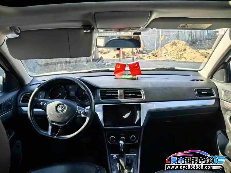 18年大众朗逸轿车抵押车出售