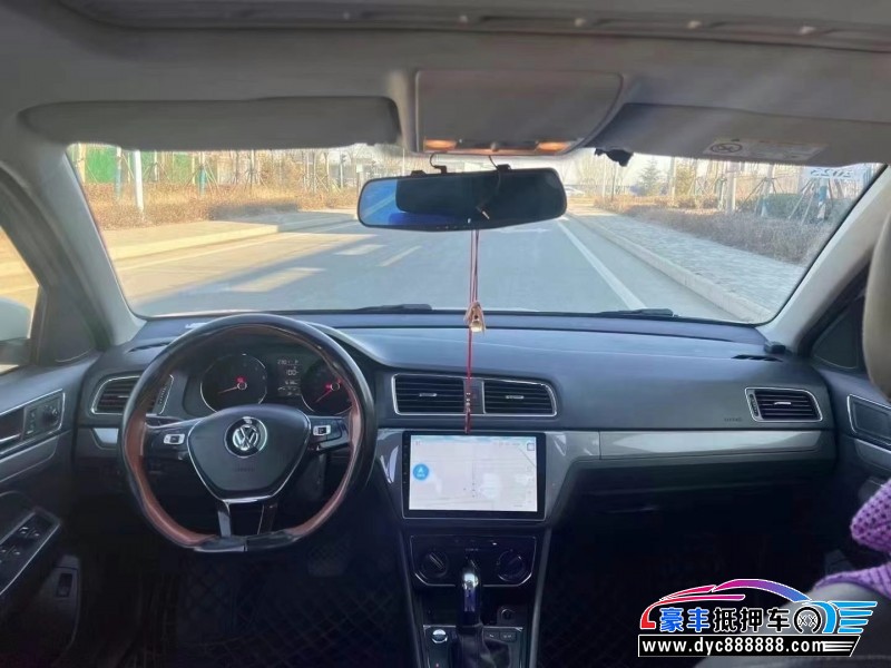 17年大众朗逸轿车抵押车出售