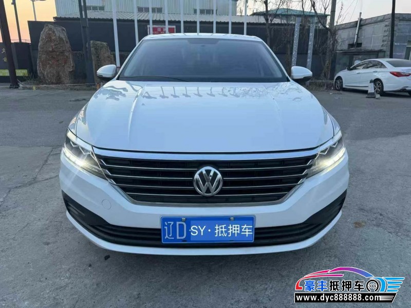 19年大众朗逸轿车抵押车出售