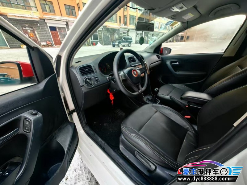 17年大众polo轿车抵押车出售