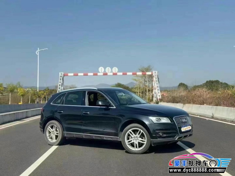 17年奥迪Q5轿车抵押车出售