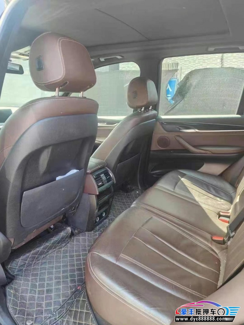 18年宝马X5轿车抵押车出售