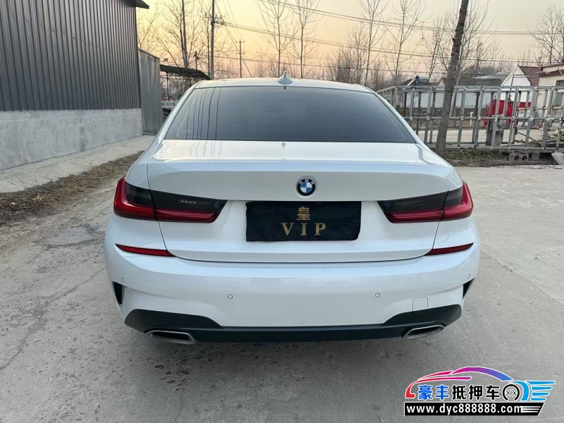 21年宝马3系轿车抵押车出售