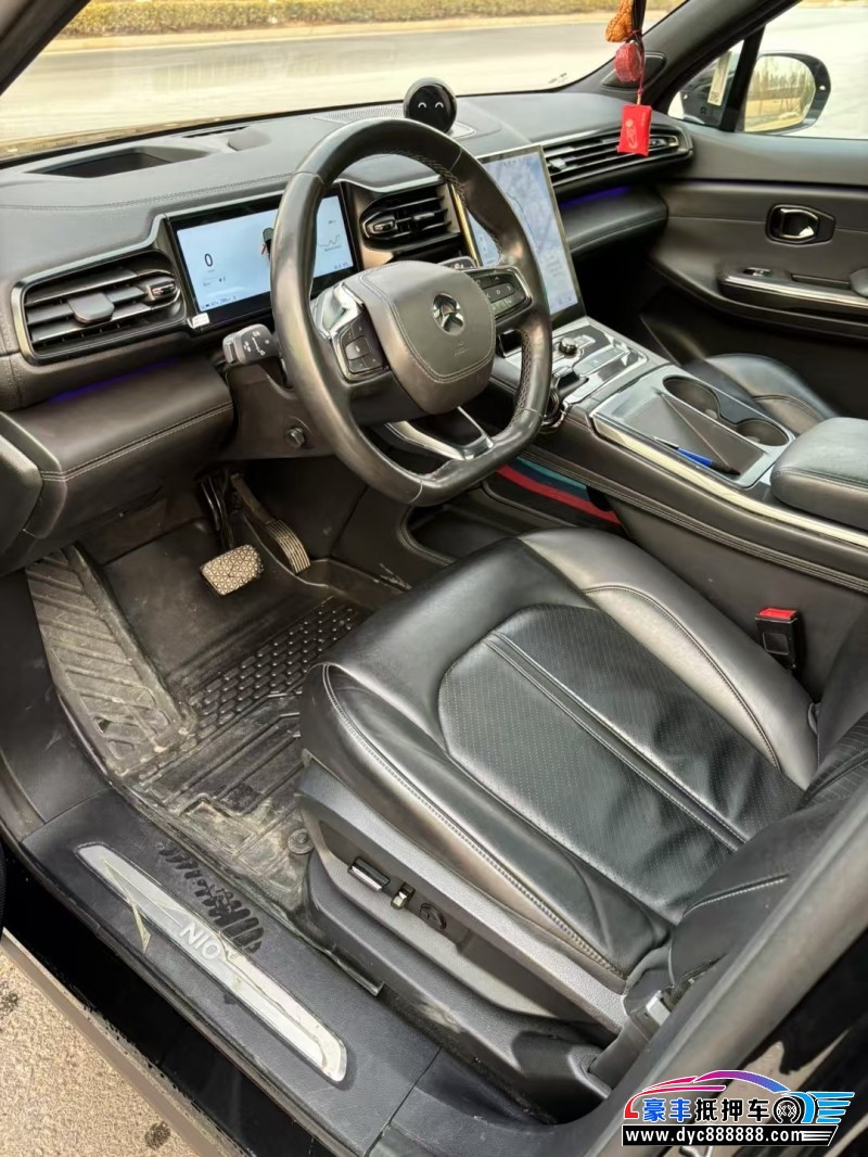 22年蔚来ES6轿车抵押车出售