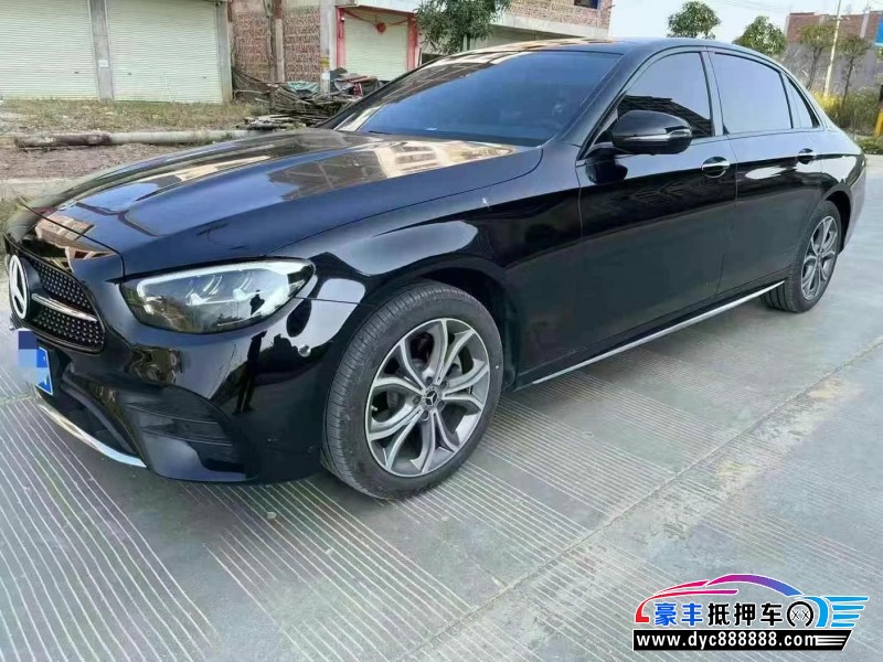22年奔驰E轿车抵押车出售