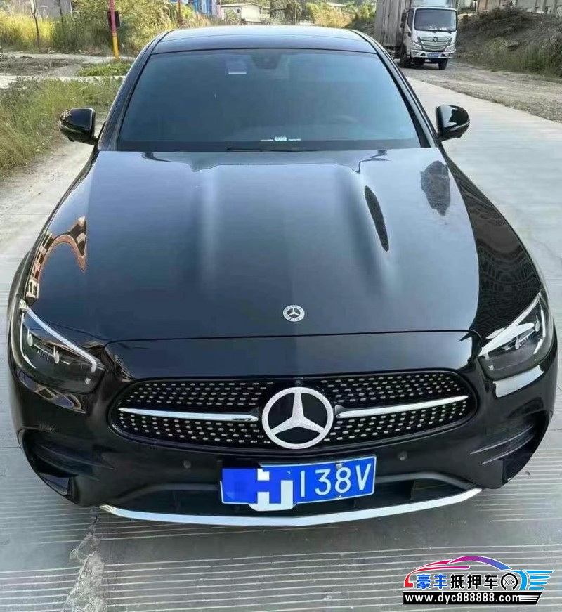 22年奔驰E轿车抵押车出售