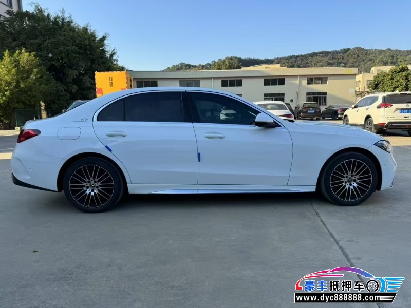 22年奔驰C轿车抵押车出售