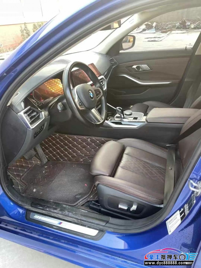 22年宝马3系轿车抵押车出售