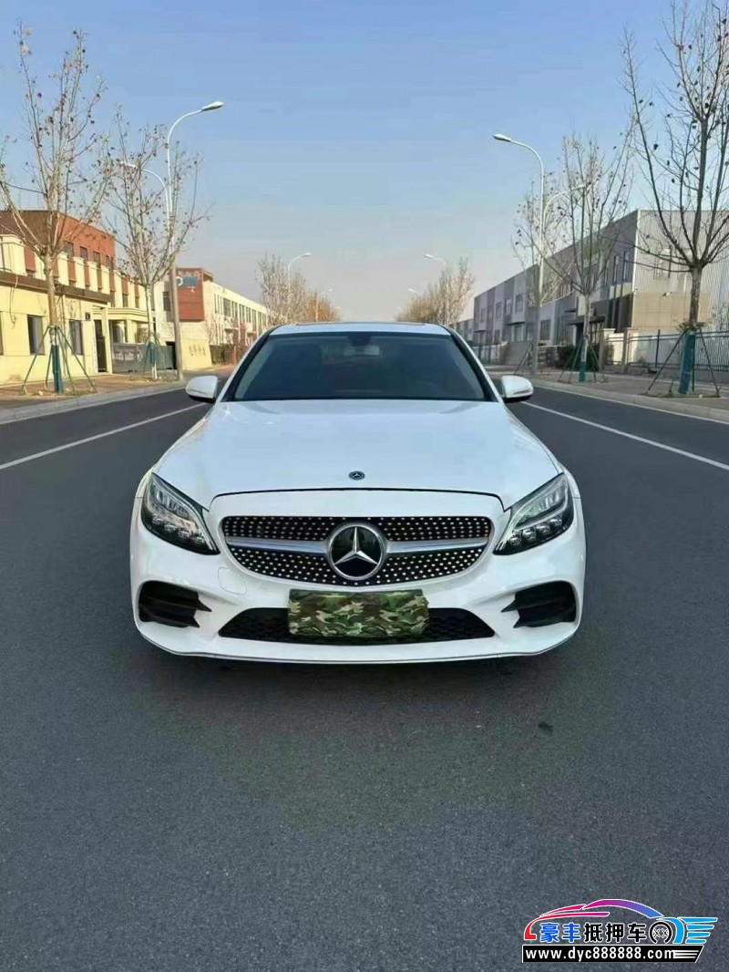 19年奔驰C轿车抵押车出售