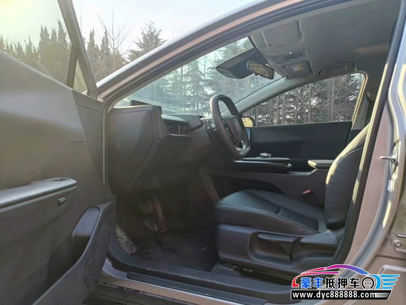 24年丰田BZ3轿车抵押车出售