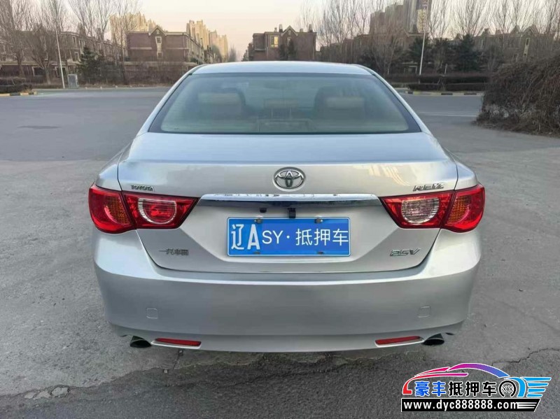 12年丰田锐志轿车抵押车出售