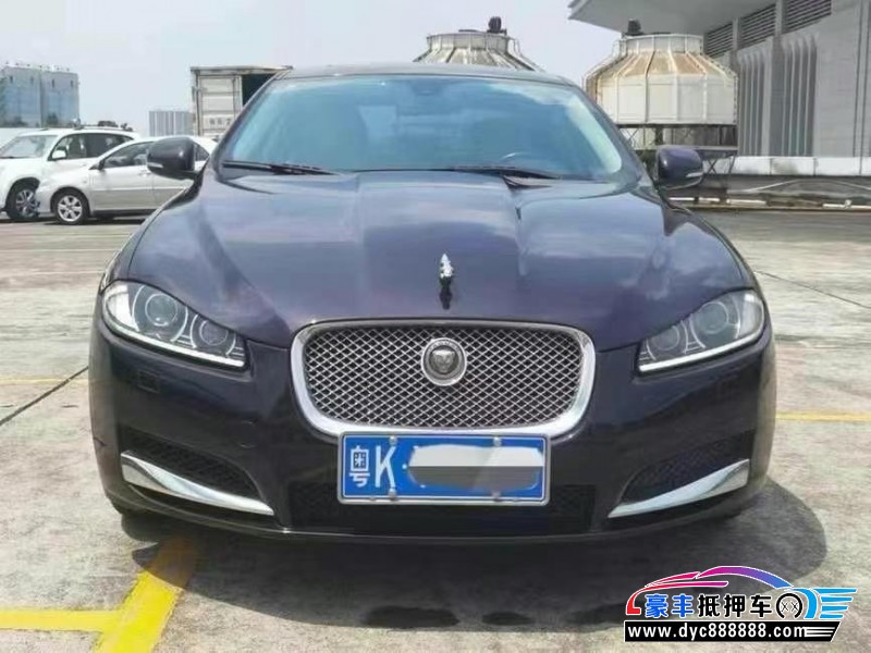13年捷豹XF轿车抵押车出售