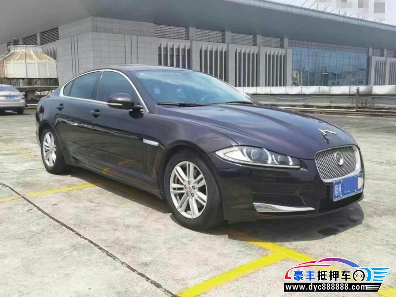 13年捷豹XF轿车抵押车出售