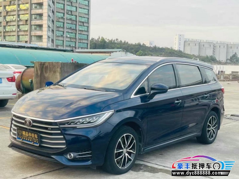 18年比亚迪宋轿车抵押车出售