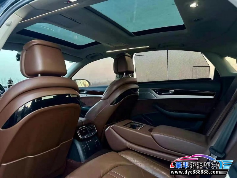 12年奥迪A8L轿车抵押车出售