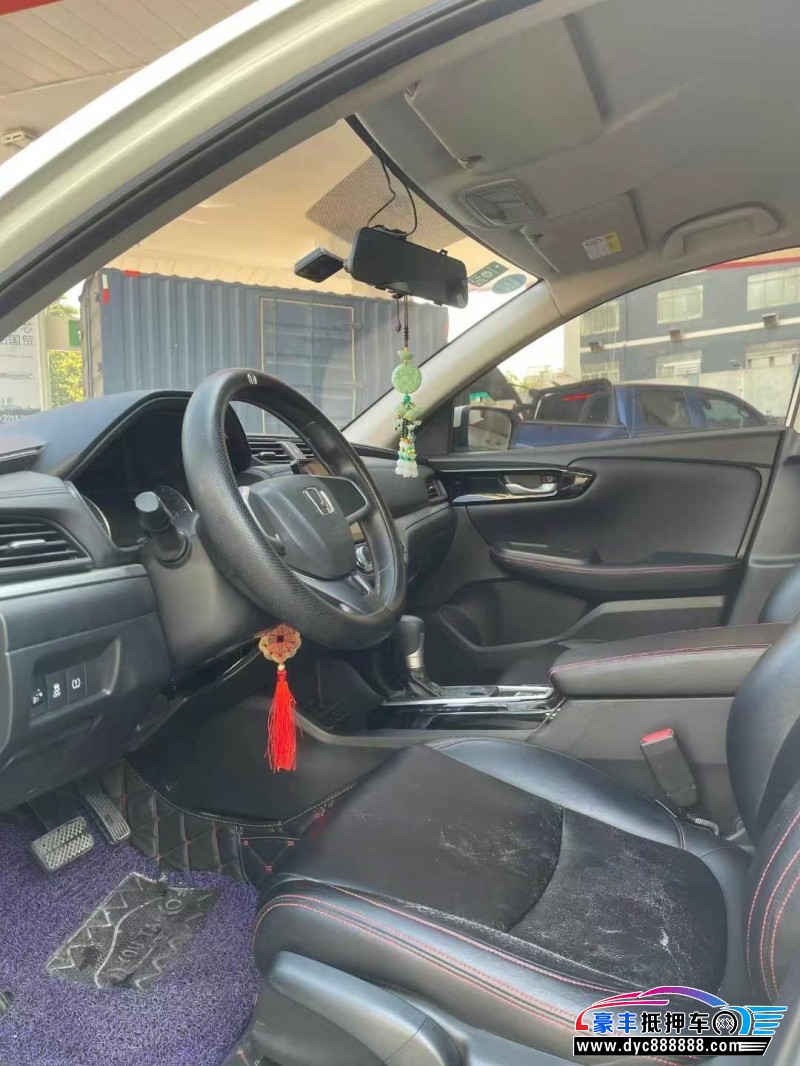 19年本田凌派轿车抵押车出售