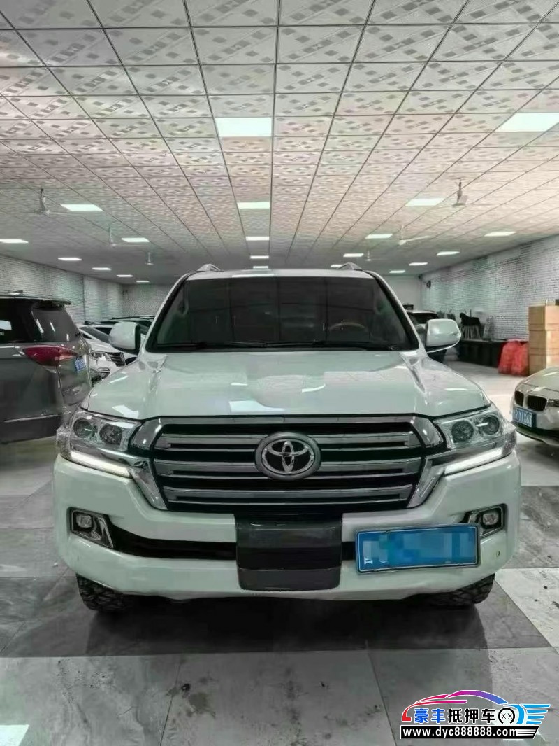 18年丰田兰德酷路泽（陆巡）轿车抵押车出售