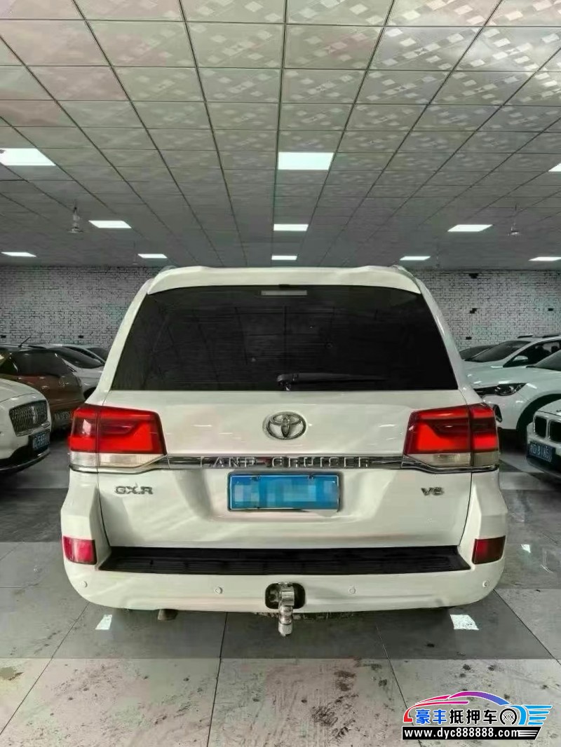 18年丰田兰德酷路泽（陆巡）轿车抵押车出售
