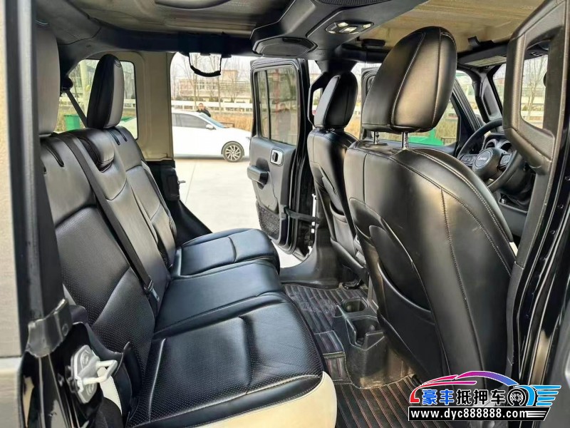 20年Jeep牧马人轿车抵押车出售