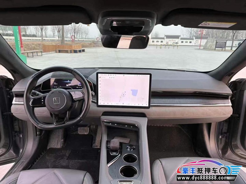 22年极氪001轿车抵押车出售