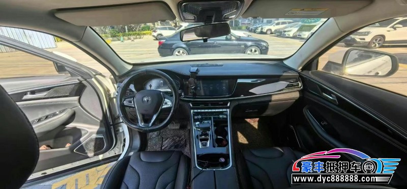 19年长安长安cs85轿车抵押车出售