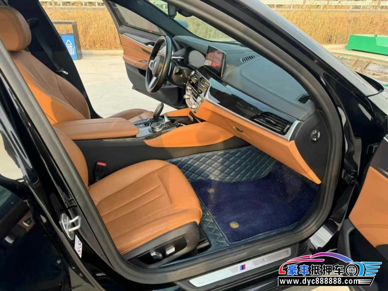 19年宝马5系轿车抵押车出售