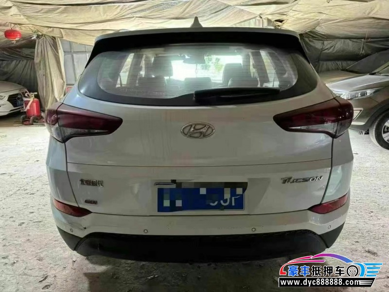 19年现代途胜轿车抵押车出售