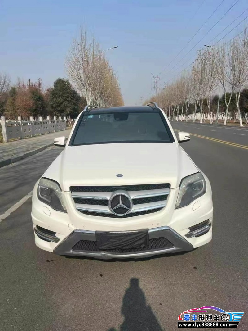 15年奔驰GLK轿车抵押车出售