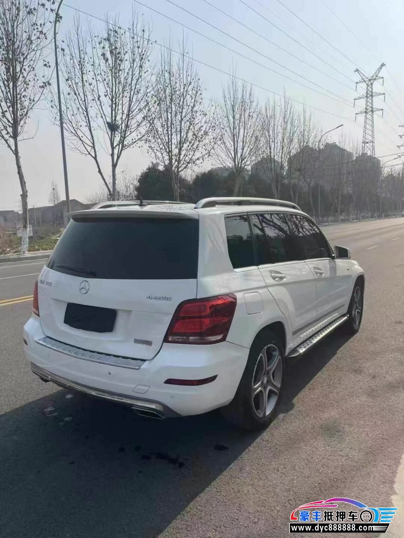 15年奔驰GLK轿车抵押车出售