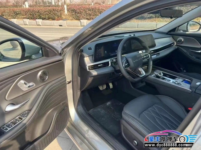 24年奇瑞艾瑞泽轿车抵押车出售