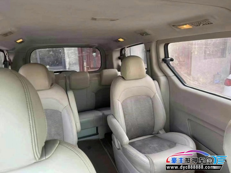 19年上汽大通G10轿车抵押车出售