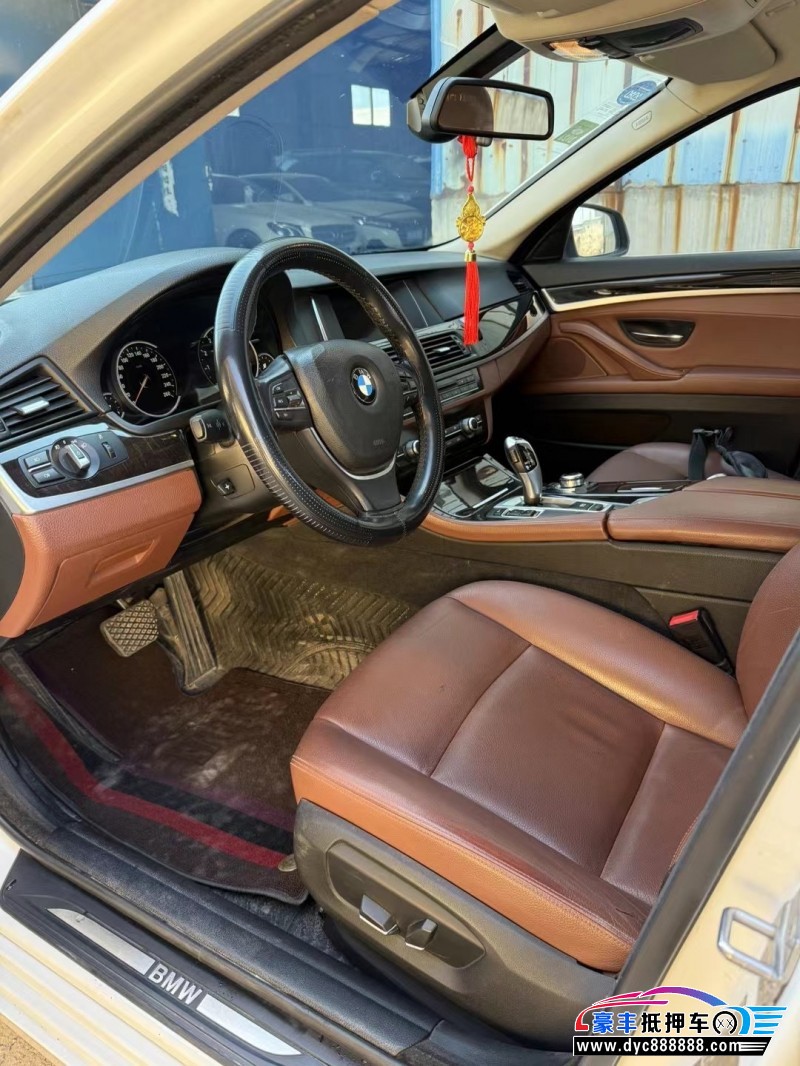 17年宝马5系轿车抵押车出售