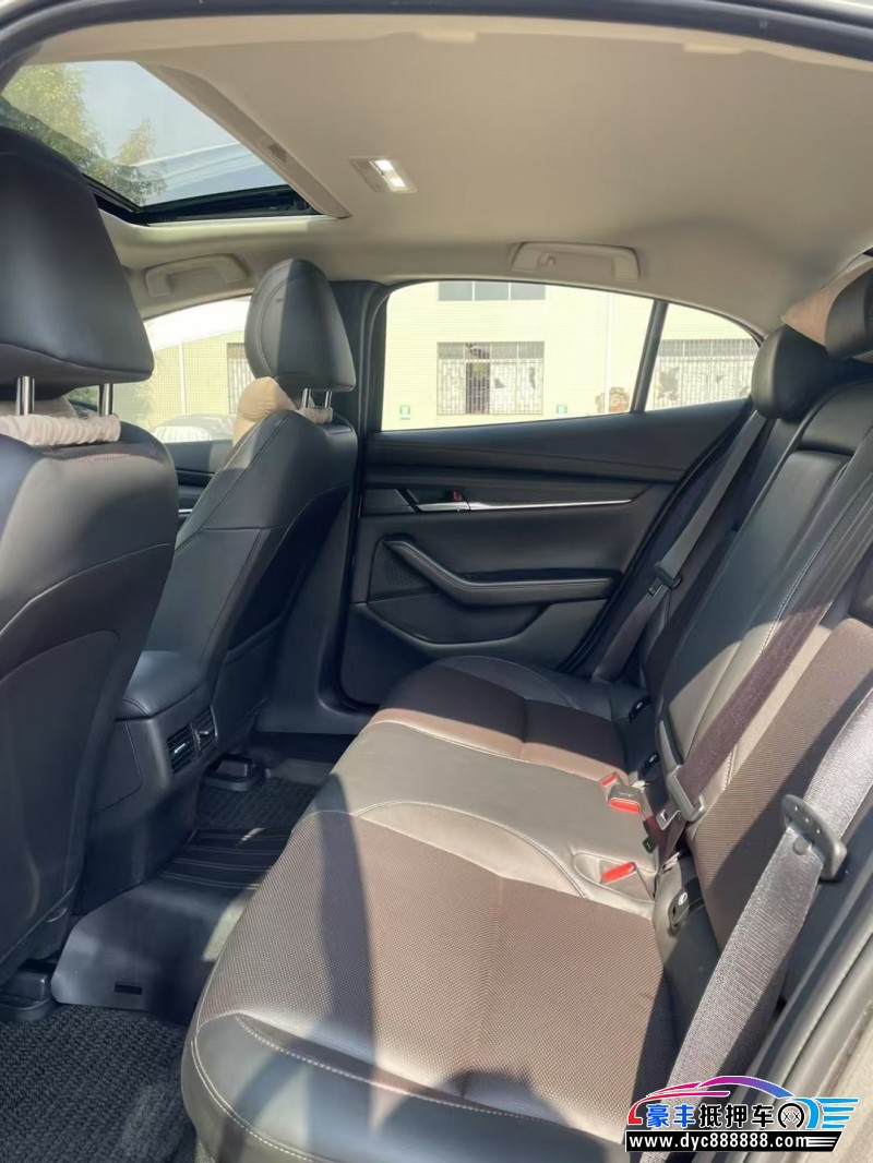 23年马自达马自达3轿车抵押车出售