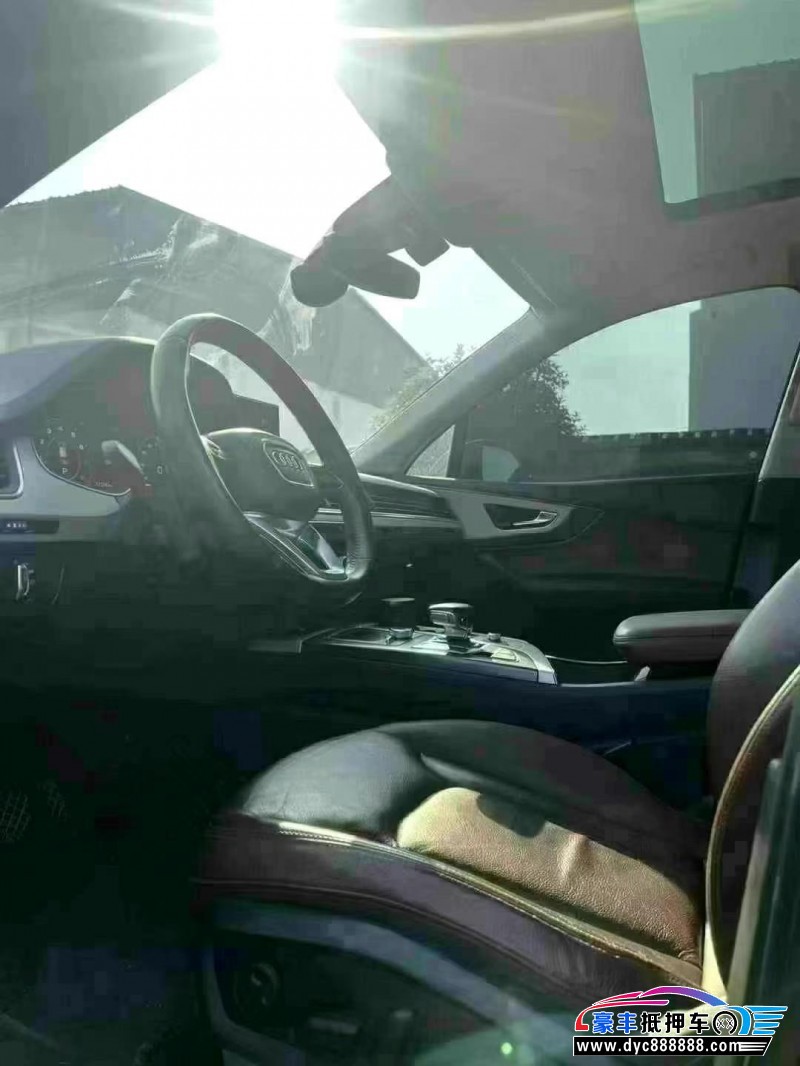 18年奥迪Q7轿车抵押车出售