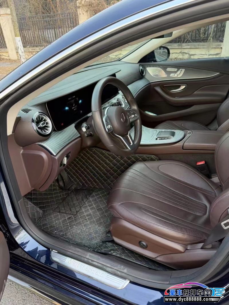 21年奔驰CLS轿车抵押车出售