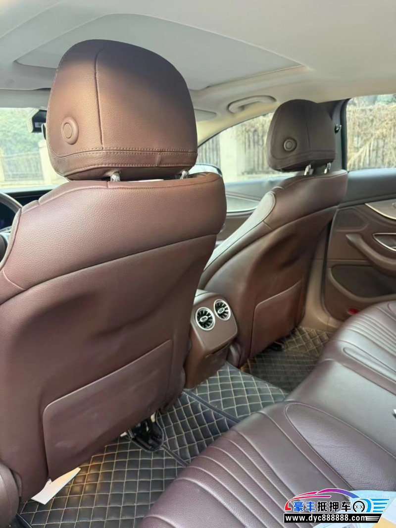 21年奔驰CLS轿车抵押车出售